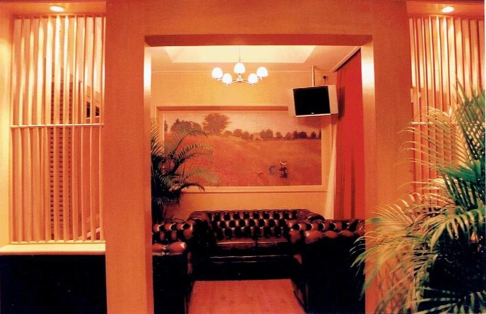 Strand Inn Hotel Банкок Екстериор снимка